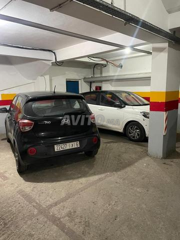 Hyundai Grand i10 Noir 60 000 km Très bon état