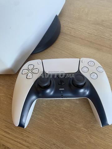 PS5 avec 2 manettes originales - 2