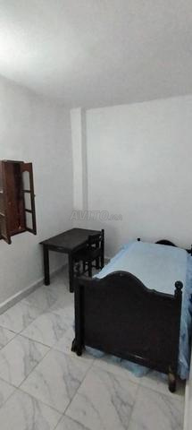 Chambre meublée pour fille proche du tram