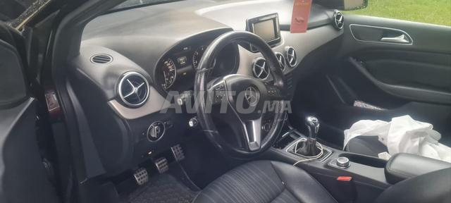 Mercedes-Benz 180 Diesel Manuelle 2014 à Agadir