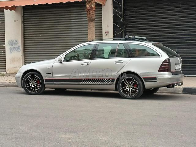 بيع سيارة من نوع مرسيدس - 2