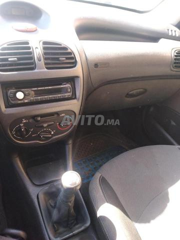 Peugeot 206 Essence Manuelle 2007 à Marrakech - 2