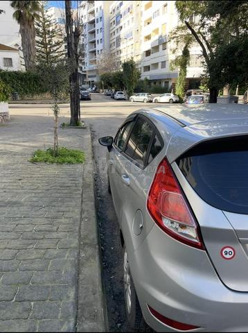 Ford fiesta 2016 essence