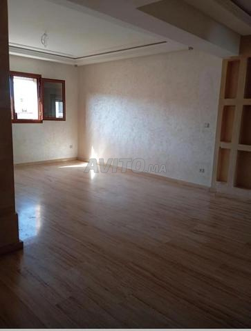 شقة فارغة فاخرة 3 غرف نوم - 2