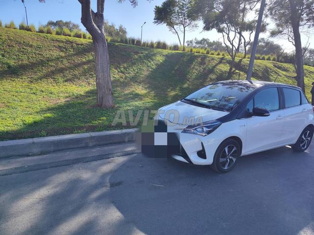 Toyota Yaris Hybride - 2