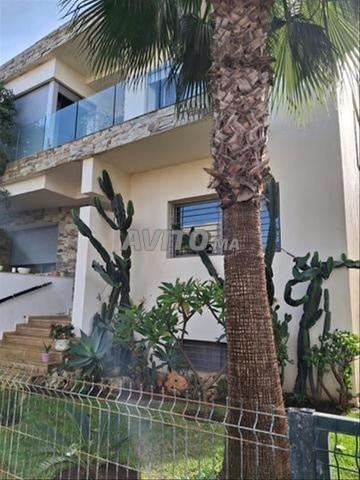 فيلا مفروشة 4 غرف نوم