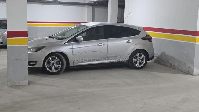 Ford Focus sport en excellent état 