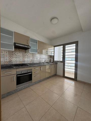 Appartement à vendre 99 m² à Victoria - 2