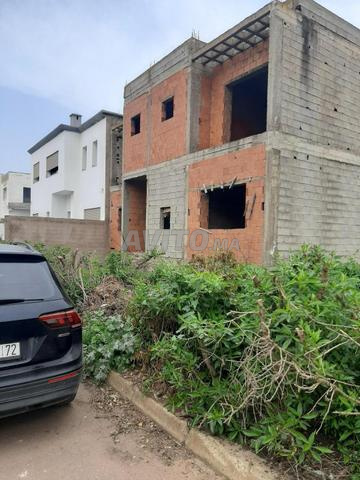 فيلا بالقرب من مطار محمد الخامس