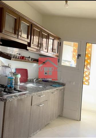 Appartement meublé avec balcon près de McDonald's  à louer mensuellement - image 5