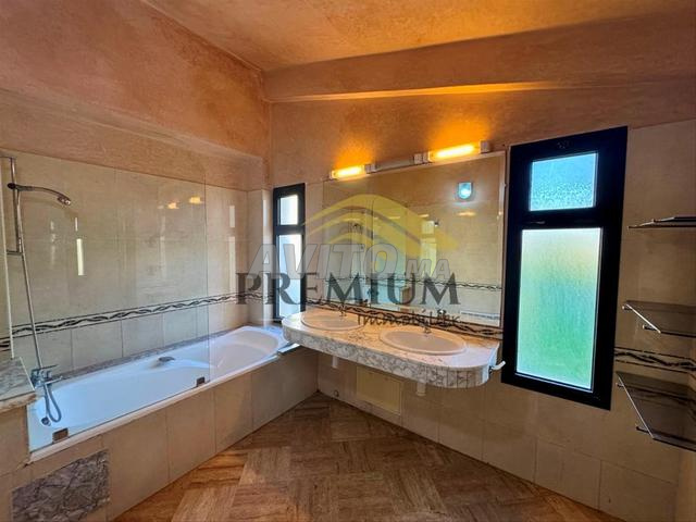 فيلا رائعة للإيجار في الهرهورة بإطلالة على البحر - 2