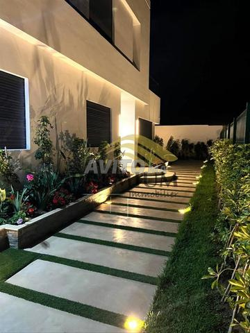 فيلا فاخرة للبيع في المنزه