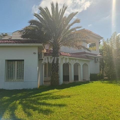 Villa à vendre à Rabat 2267m - 2