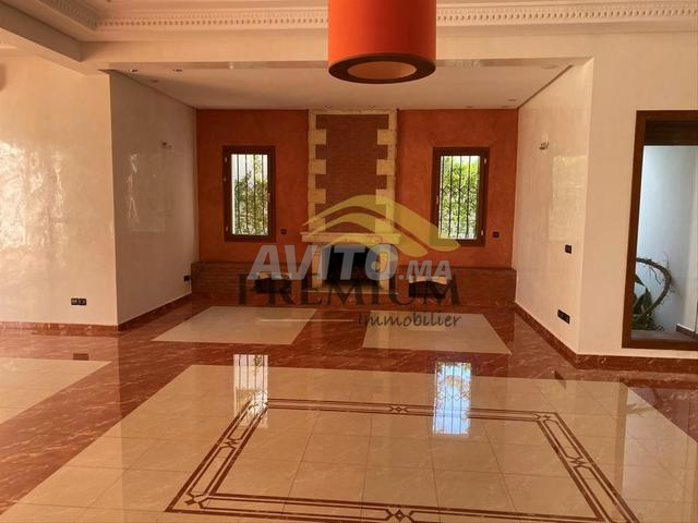 Villa à louer debut Souissi