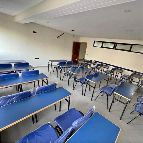 Mobilier scolaire 📚 Haute qualité et confort idéal pour les élèves 🎒