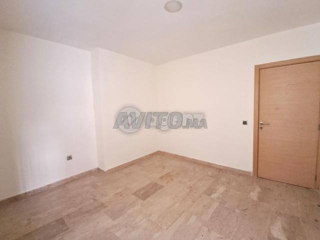 CMN-MA-1729 - شقة للبيع في المستشفيات - 2