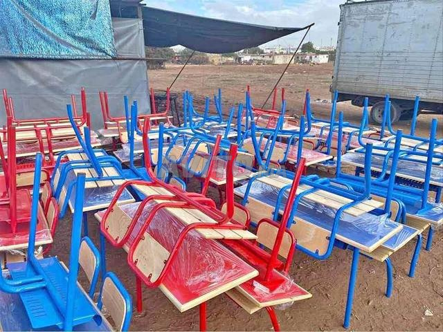 Pupitre table chaise scolaire/vestiaire/banc/bureau