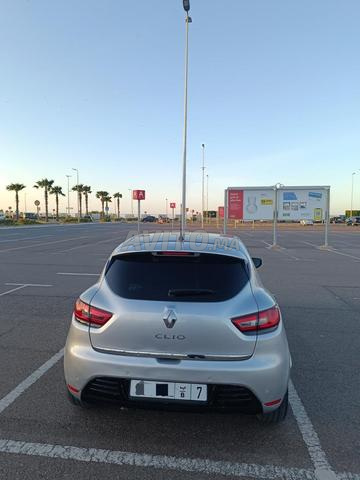 RENAULT CLIO 4 DIESEL AUTOMATIQUE (2019) - 2