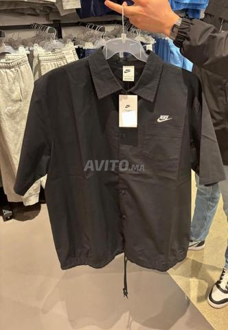 قميص نصف كم مقاس L