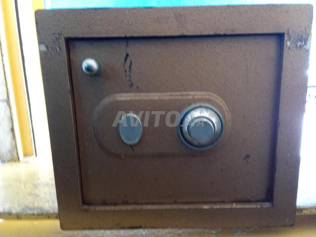 Coffre-fort en fer blindé - 2