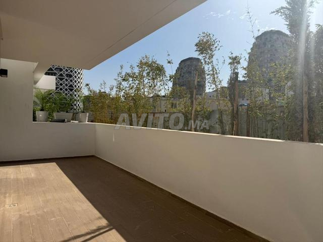 À louer Neuf Studio Rez jardin à CFC -85m2