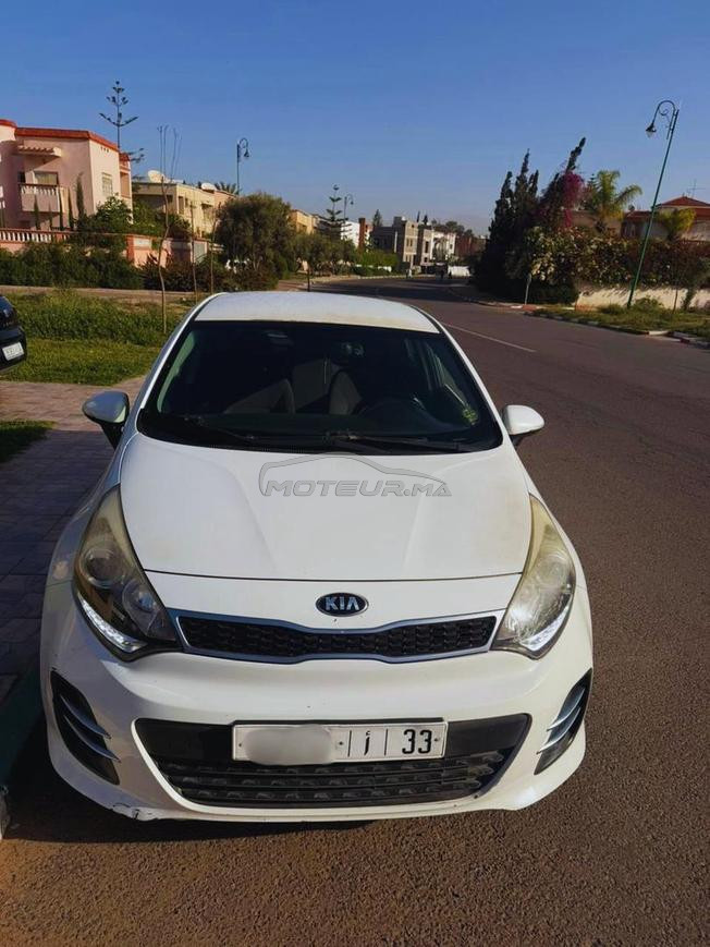 🚗 Kia Rio 2017 CRDi – Très bon état – Économique