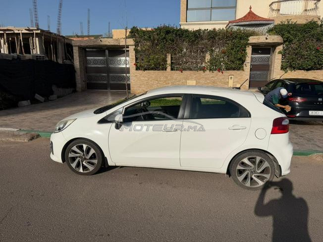 🚗 Kia Rio 2017 CRDi – Très bon état – Économique