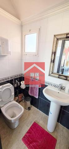 Appartement avec terrasse à louer mensuellement - image 3