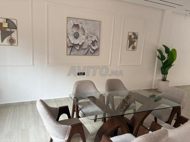 فيلا في شريفية (يُسمح بالإيجار من الباطن)