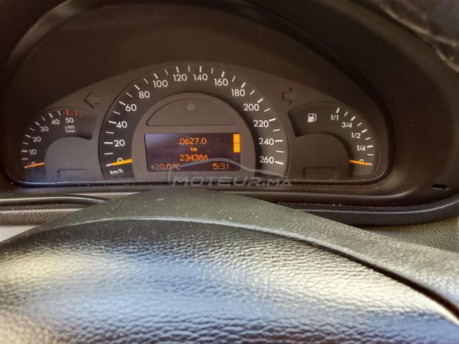 Mercedes-Benz 220 Diesel Automatique 2003 à Temara