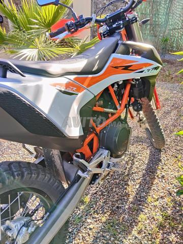 KTM 690 Enduro R - 2