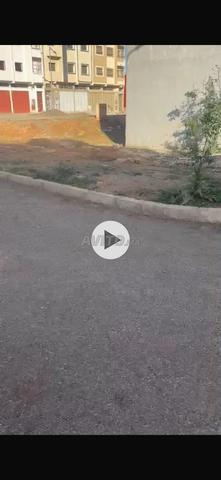 Terrain commercial épineux - 2