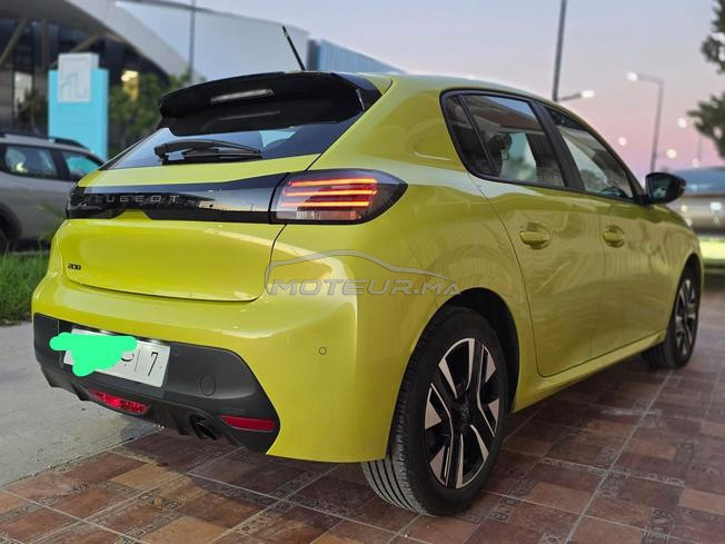 peugeot 208 tout option