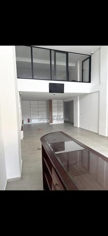 محل للإيجار 70 متر مربع، علية 35 متر مربع