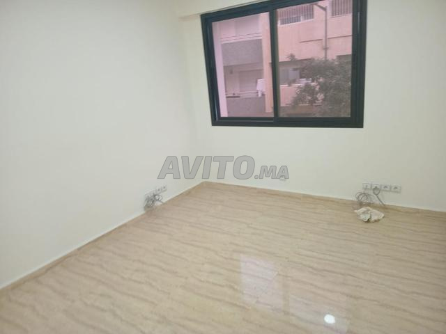 Bureau 148 m à Agdal - 2