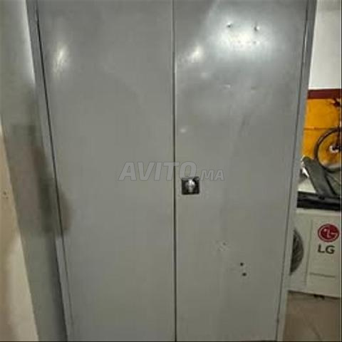 خزانة معدنية بسعر جذاب