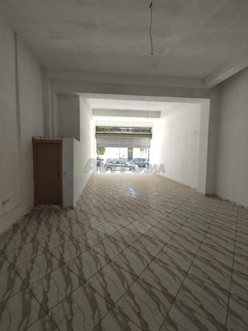 محل 90 م² - حي محمدي الدار البيضاء