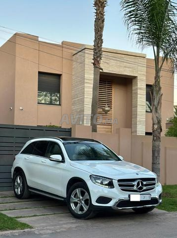 MERCEDES-BENZ GLC 10-2017 Automatique à Marrakech