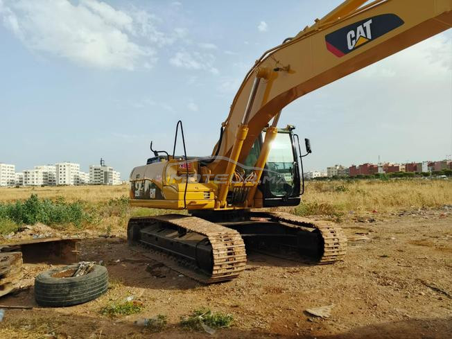 شني 325D  a vondre