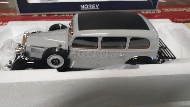 Voitures de collection 2 MERCEDES 1/18