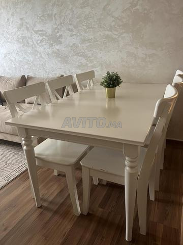 Table à manger avec 6 chaises - 2