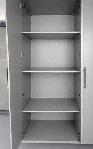 Grande armoire grise élégante - 2