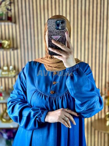 Robe élégante, finition Vénitien, propre, quelque chose de haut de gamme