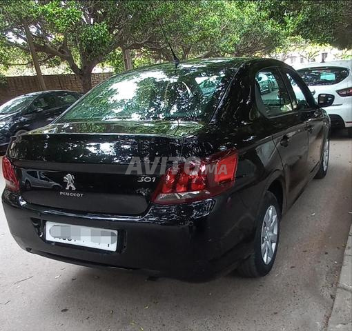 Peugeot 301 diesel première main très bon état