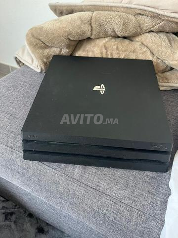 بلاي ستيشن 4 برو 1 تيرابايت يد تحكم أصلية فيفا 25 جي تي آي 5