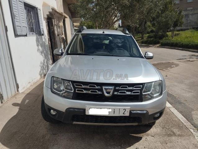 Dacia Duster Diesel 2016 toutes options 2*4