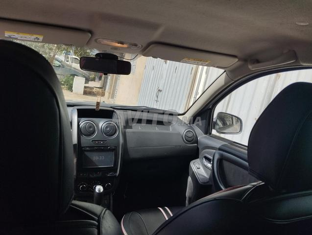 Dacia Duster Diesel 2016 toutes options 2*4 - 2