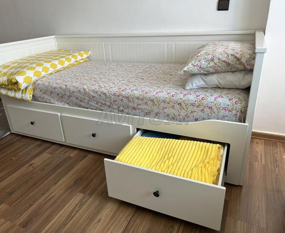 Lit banquette IKEA 2 places