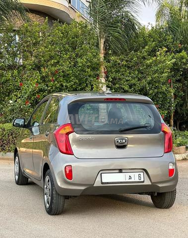 Kia Picanto Essence Manuelle 2015 à Khemisset - 2