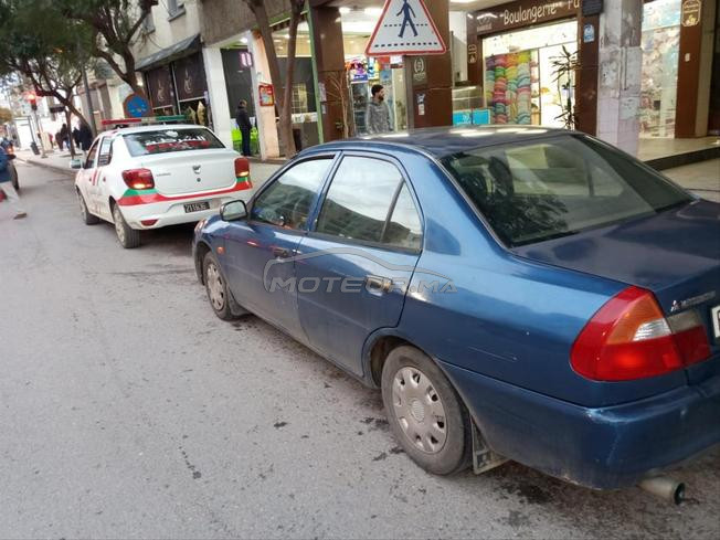Mitsubishi Lancer Essence Manuelle 2000 à Salé